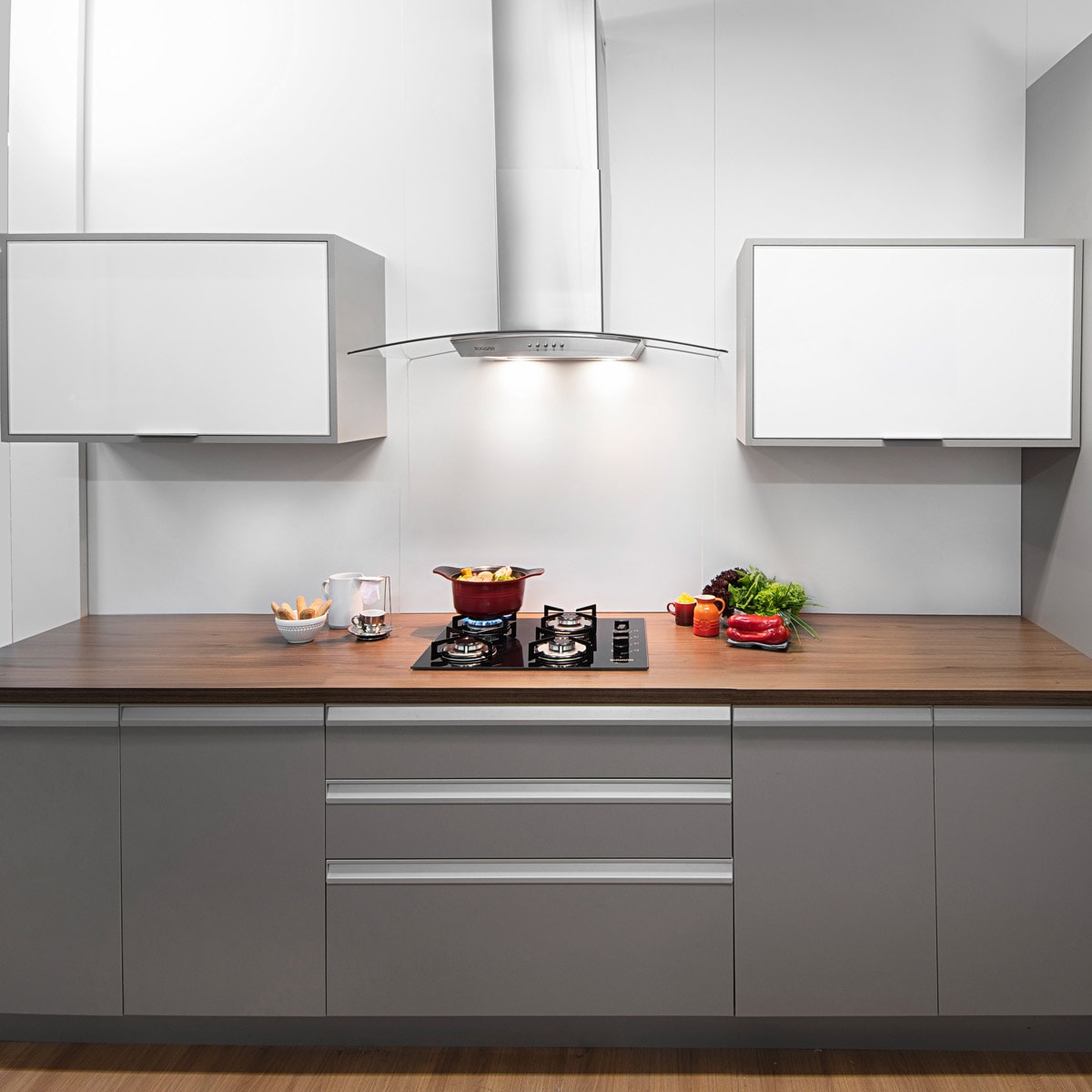 Fogão de Mesa Cooktop 4 Bocas Vidro Preto à Gás Suggar FG4004VP - Imagem principal - b94f4505-c4fe-4042-9987-9c85941e7989